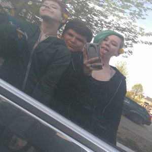 Meet your Posher, Emma